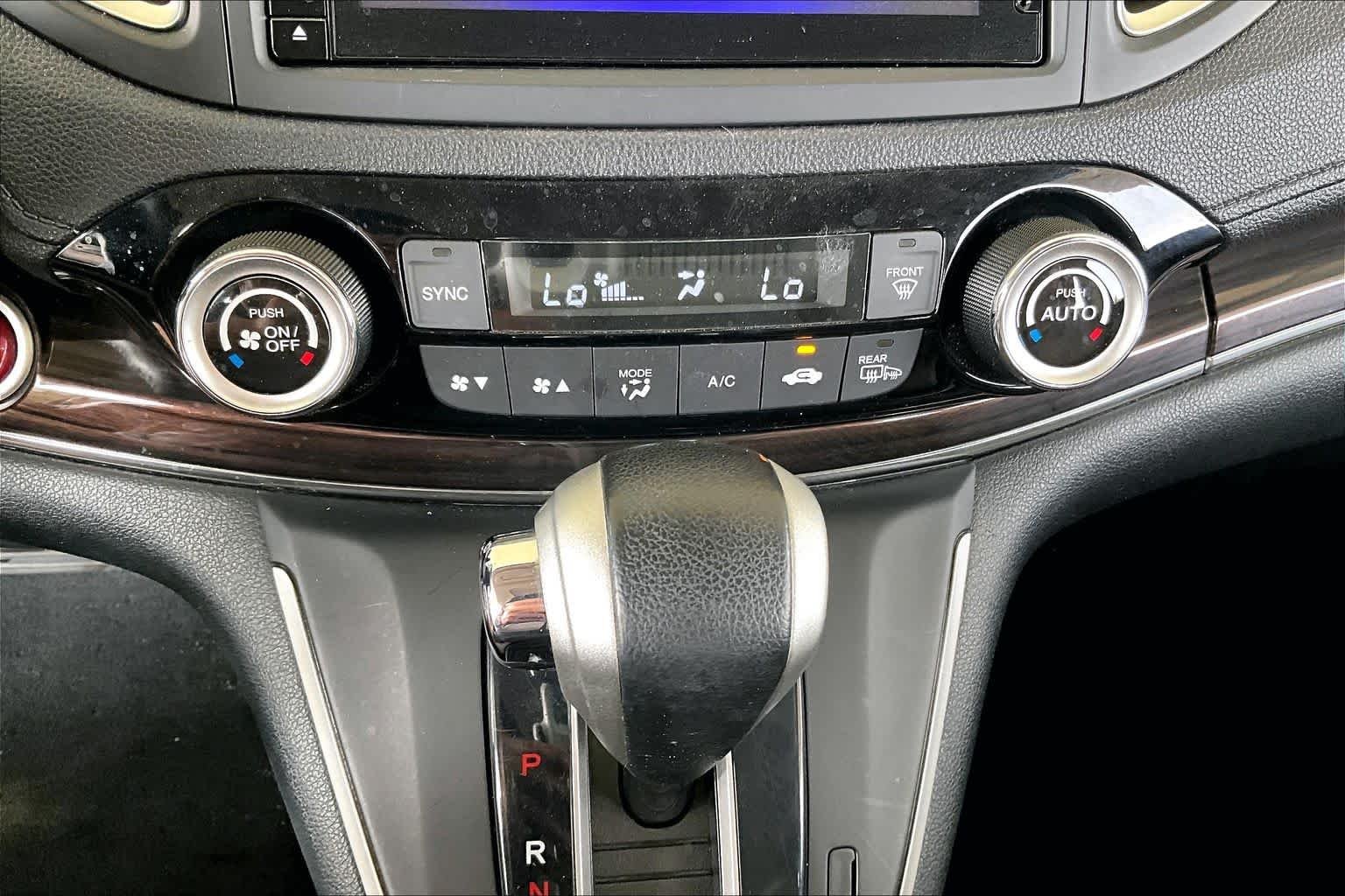 Used 2016 Obsidian Blue Pearl Honda EX-L image 33