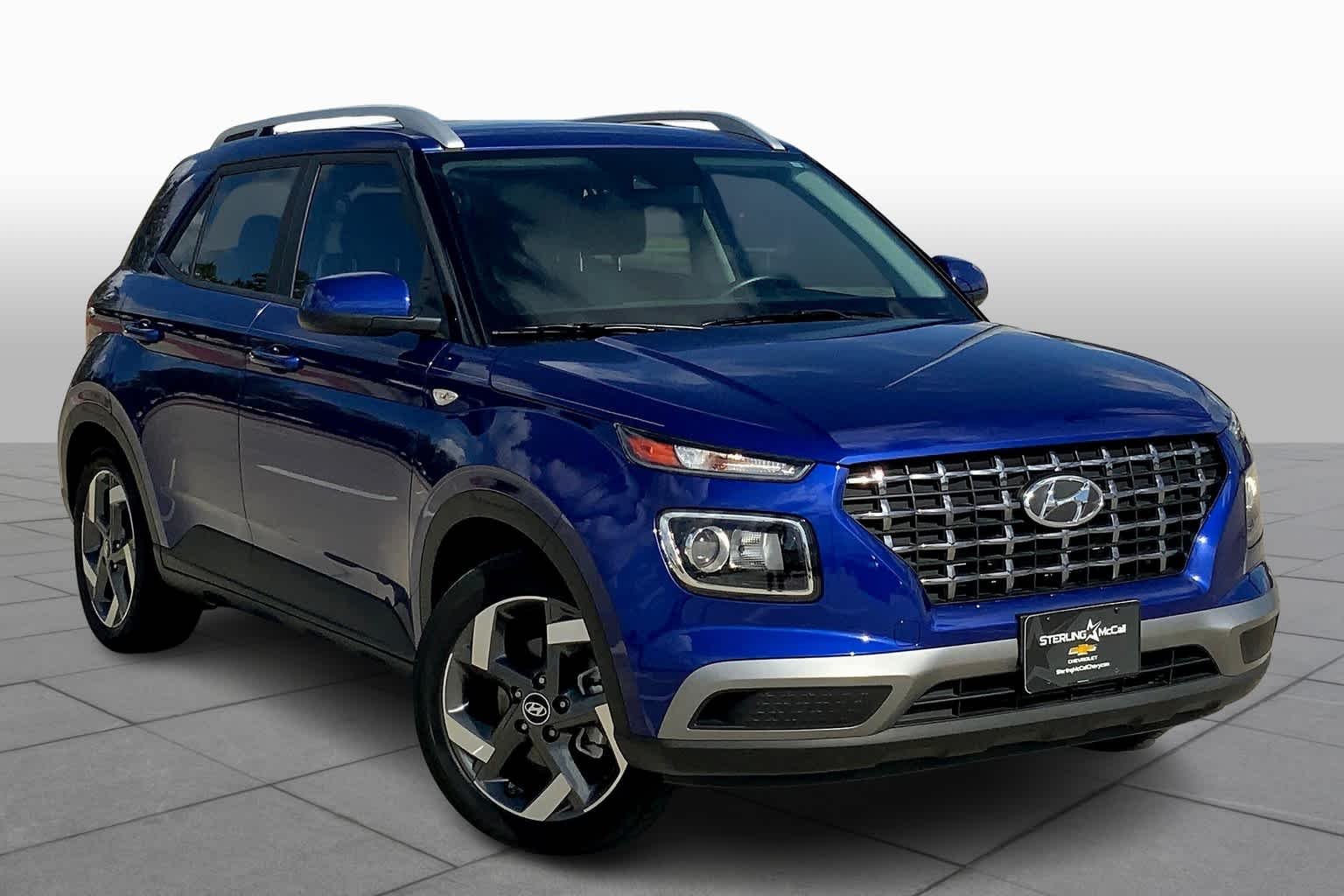 Used 2022 Intense Blue Hyundai SEL image 3