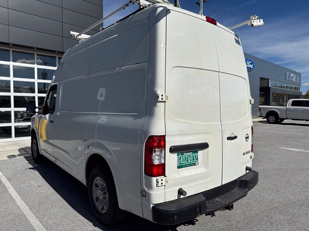 Used 2020 Glacier White Nissan SV image 2