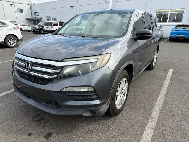 Used 2016 Modern Steel Metallic Honda LX image 2