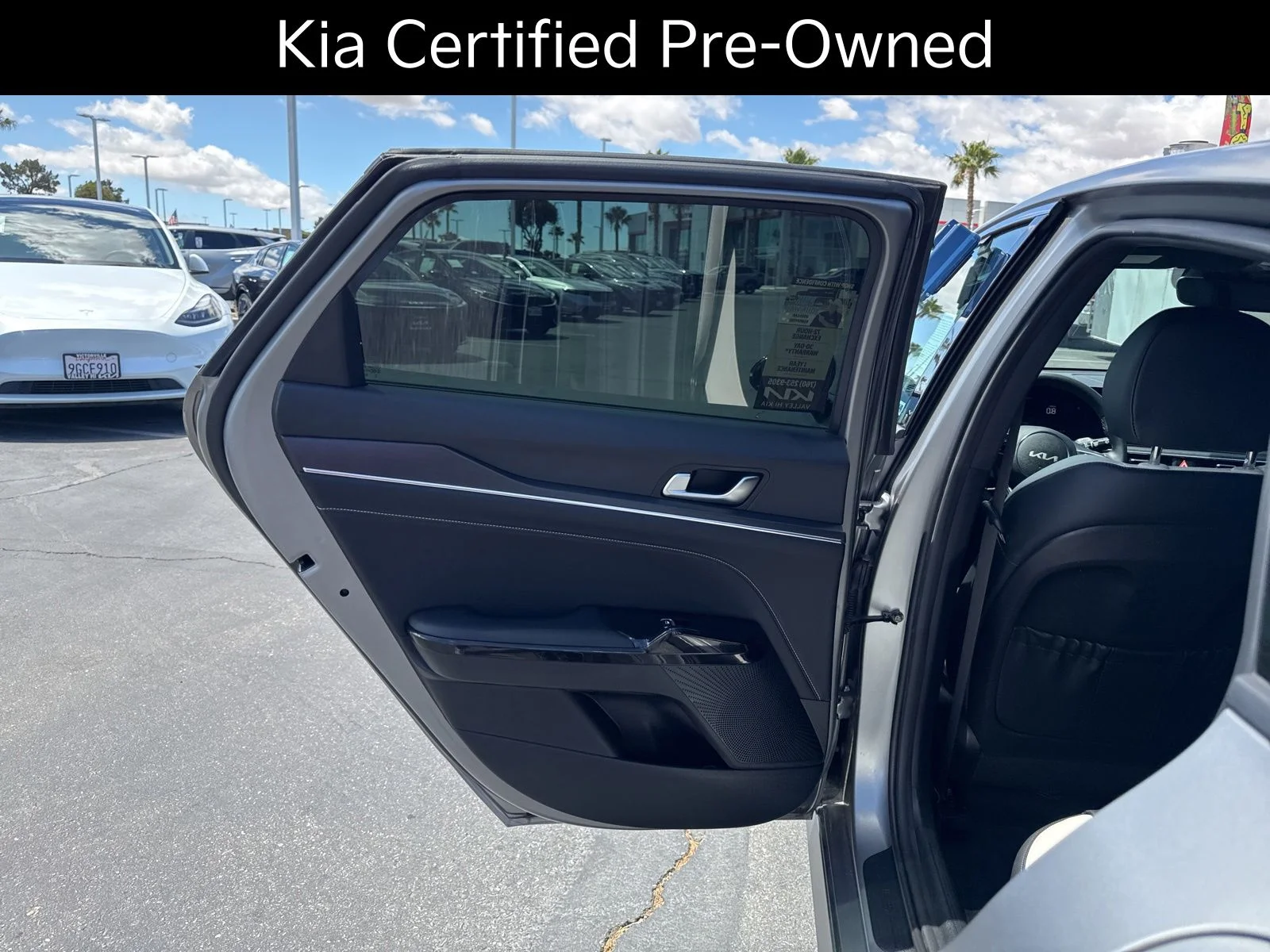 2025 Kia K5 GT-Line - Photo 17