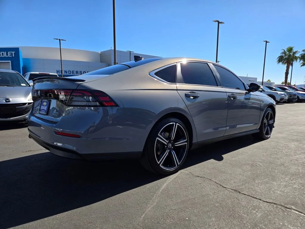 Used 2025 Gray Honda Sport image 6
