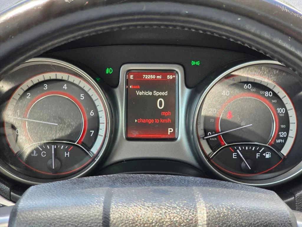 Used 2019 White Dodge Crossroad image 7