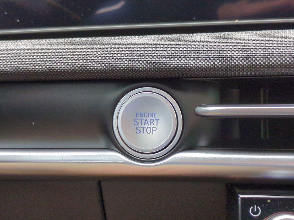 2025 Hyundai Santa Cruz Limited - Photo 29