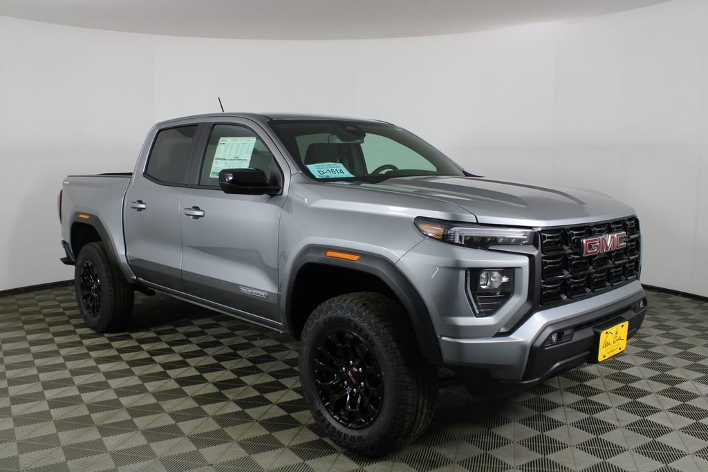 Sterling Metallic 2026 GMC Canyon Elevation Crew Cab 4WD Pickup Truck Four-Wheel Drive