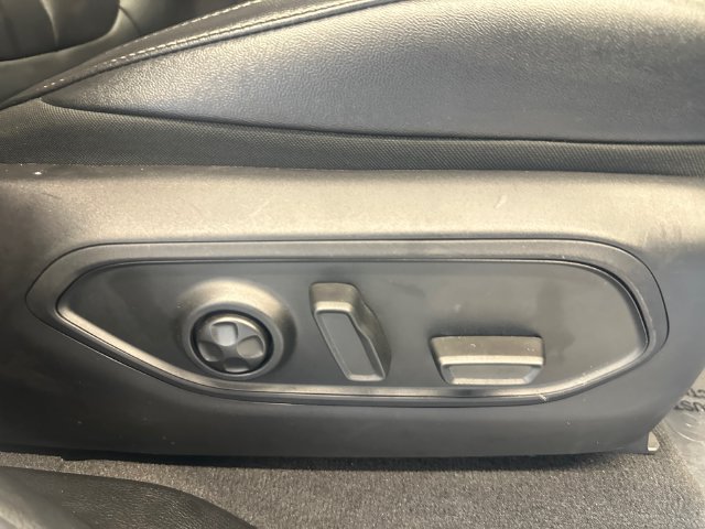 Used 2024 White Jeep Limited image 26