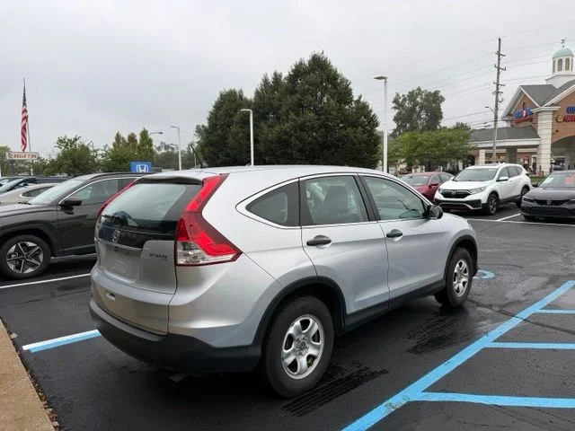 Used 2014 Alabaster Silver Metallic Honda LX image 5