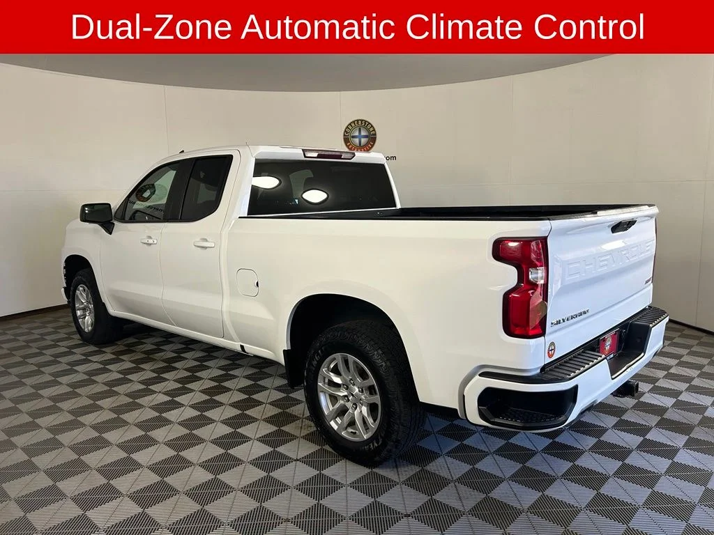 Used 2020 Summit White Chevrolet RST image 18
