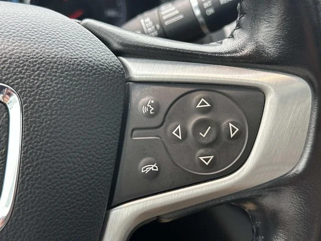 Used 2019 White GMC SLT-1 image 23