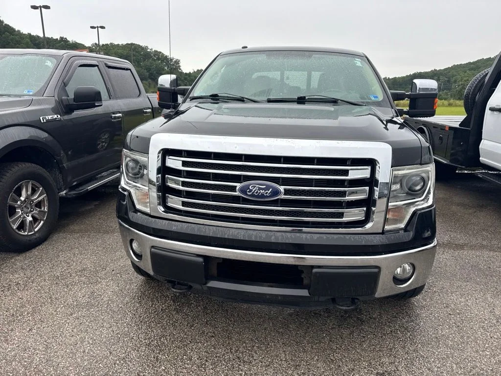 Used 2013 Tuxedo Black Metallic Ford Lariat image 7