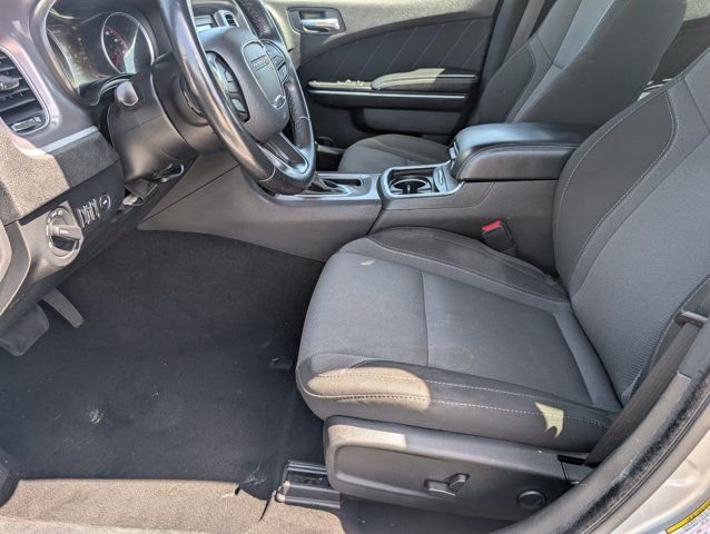 Used 2022  Dodge SXT image 14