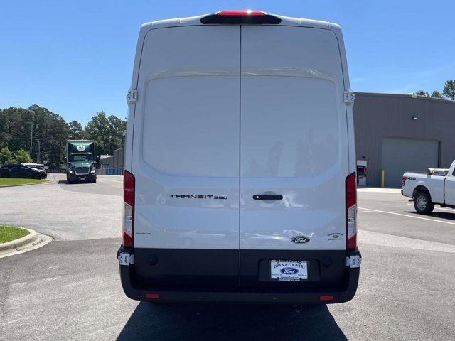New 2026 Oxford White Ford Base image 24