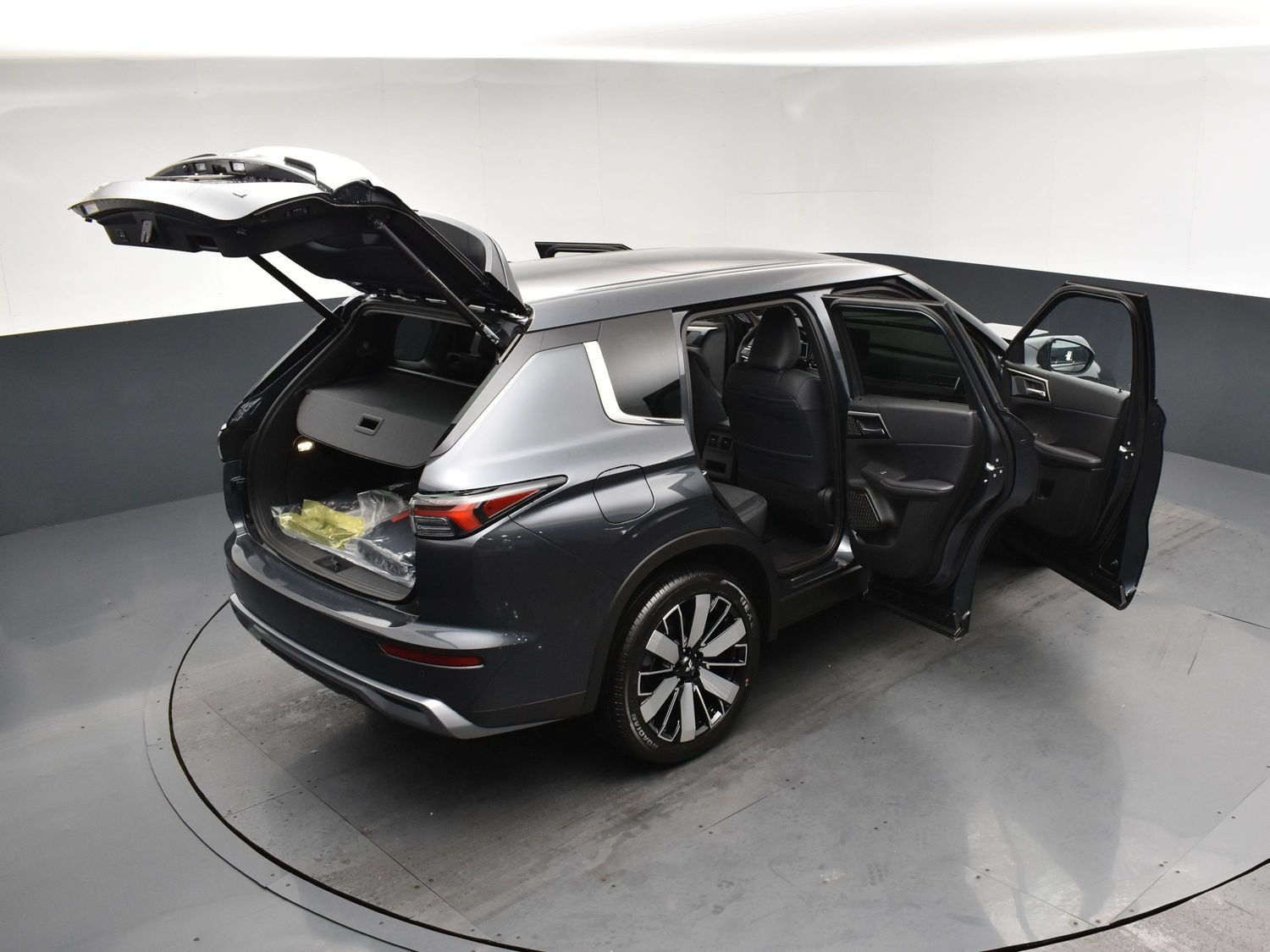 New 2026 Gray Mitsubishi SE 1.5T 2WD image 24