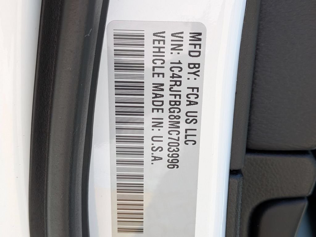 Used 2021 White Jeep Limited X image 31