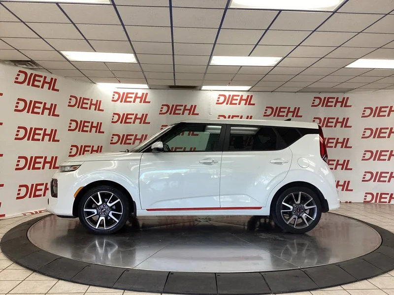 Used 2020 White Kia GT-Line image 4