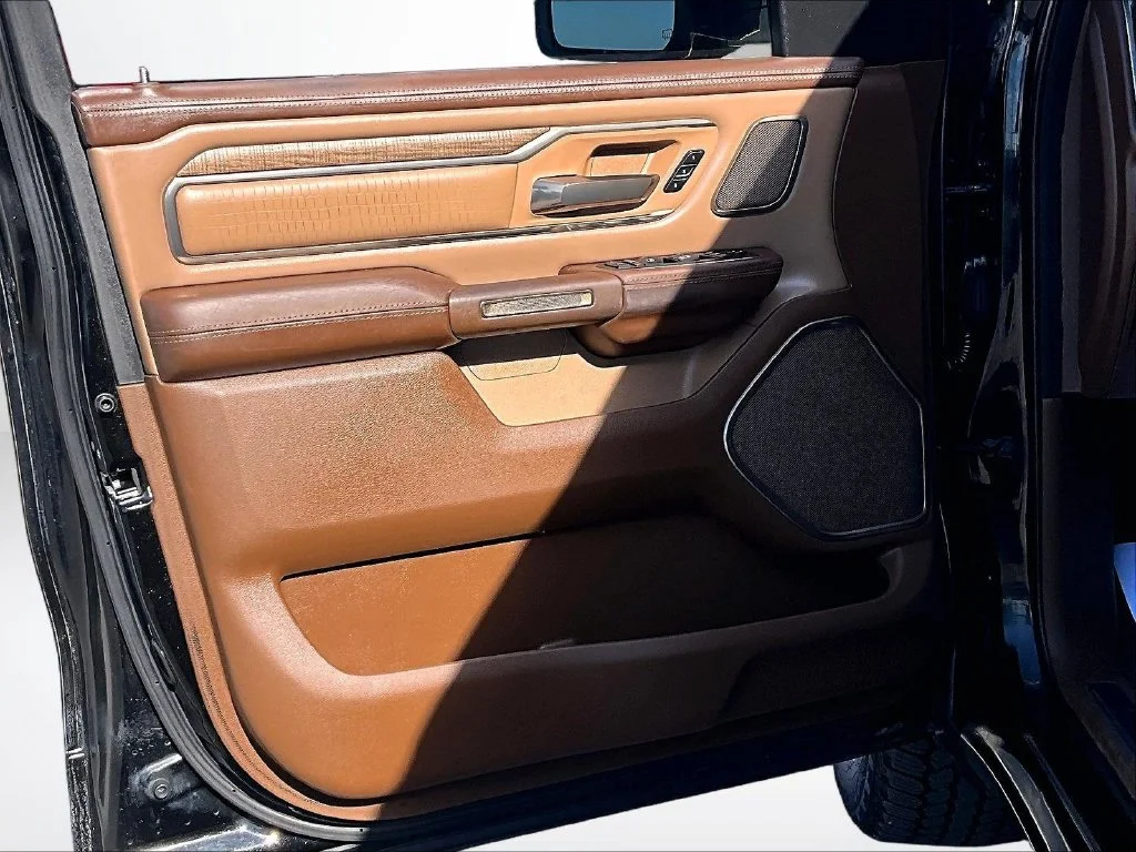 Used 2019 Black Ram Laramie Longhorn image 25
