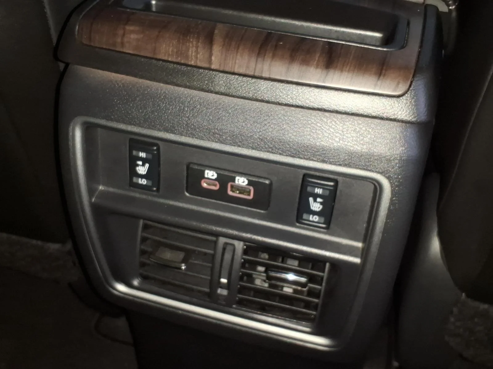 Used 2023 Super Black Nissan Platinum image 21