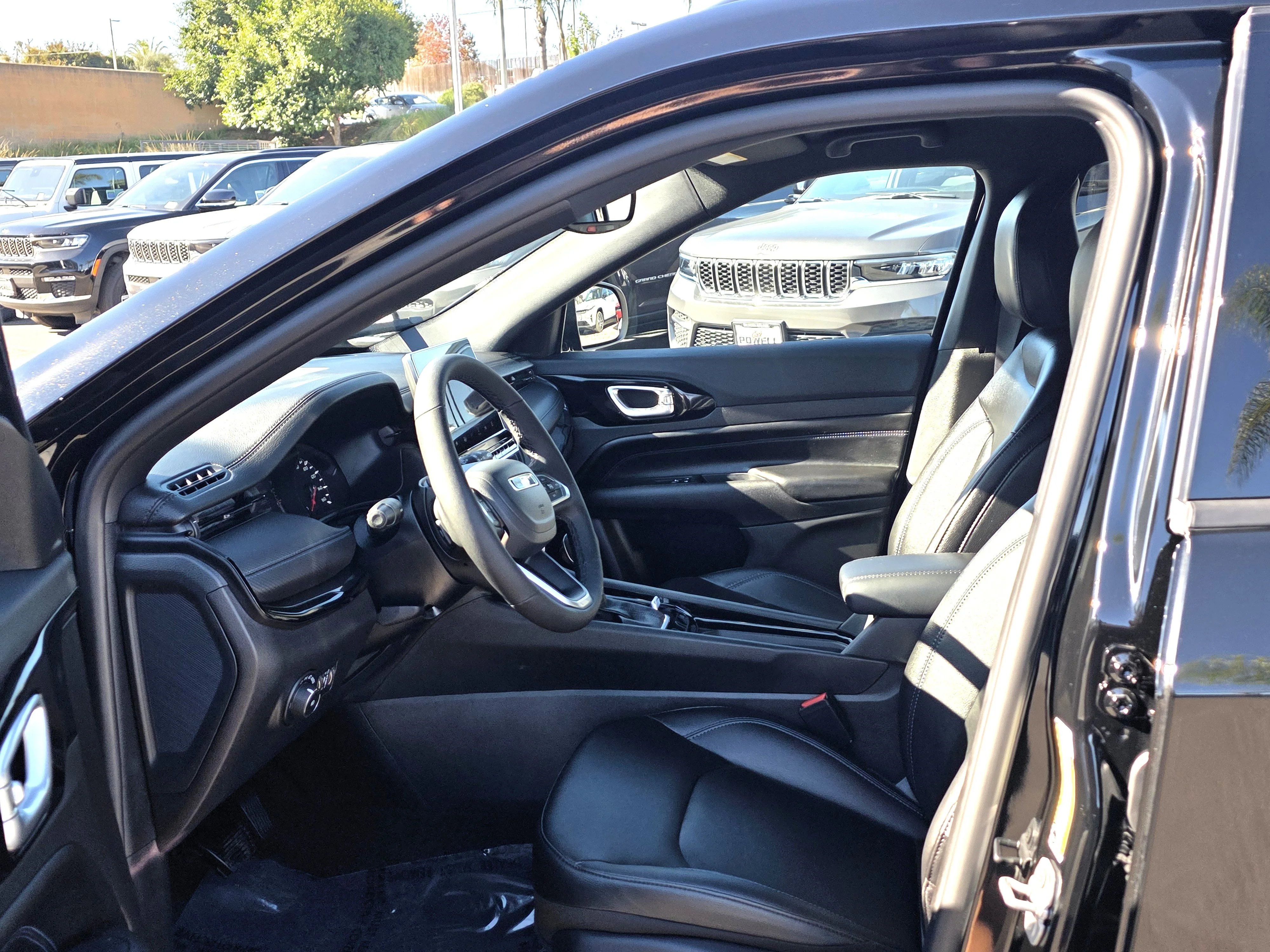 New 2026 Diamond Black Jeep Limited image 12