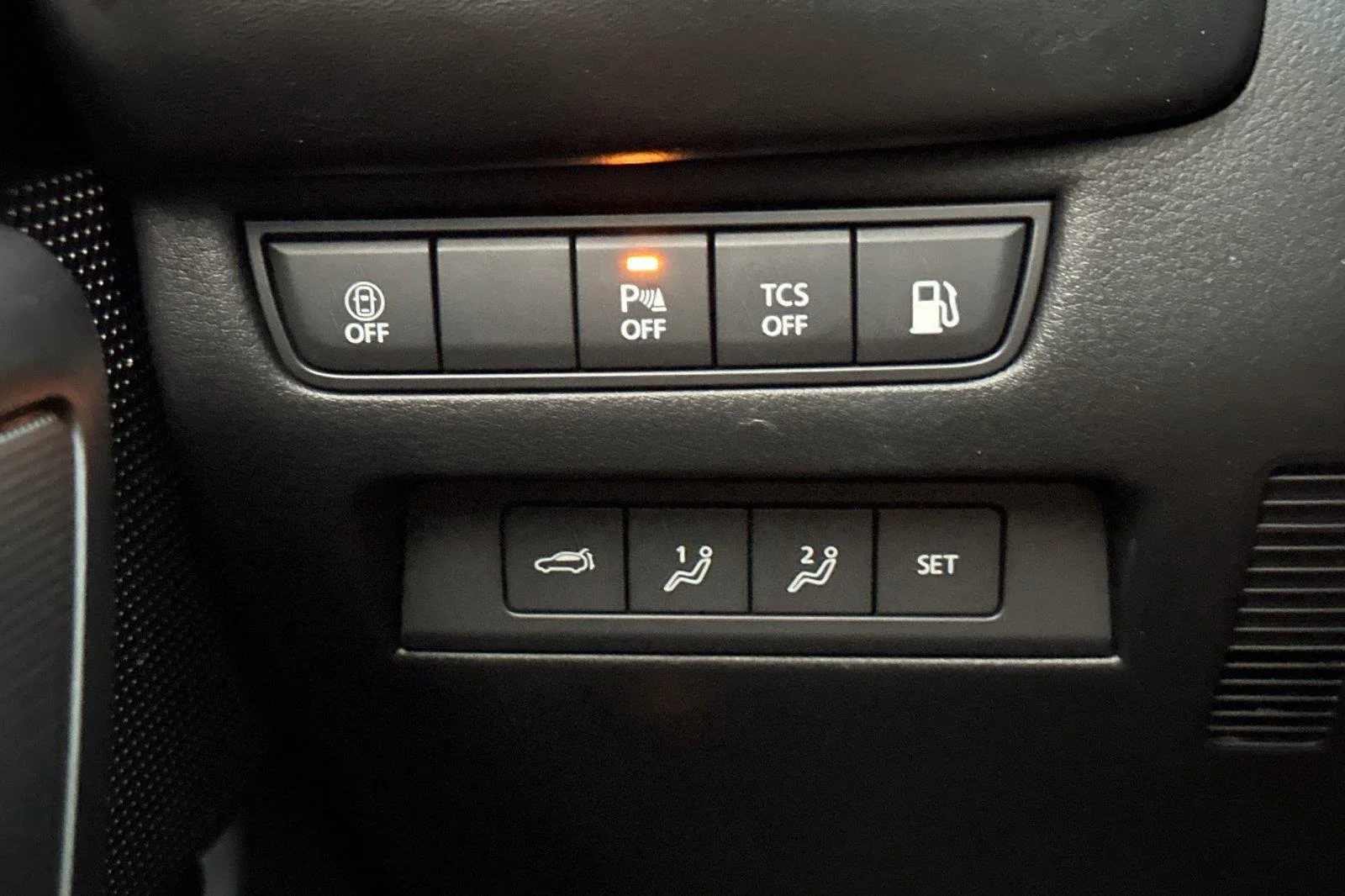 New 2026 Wind Chill Pearl Mazda Premium AWD image 30