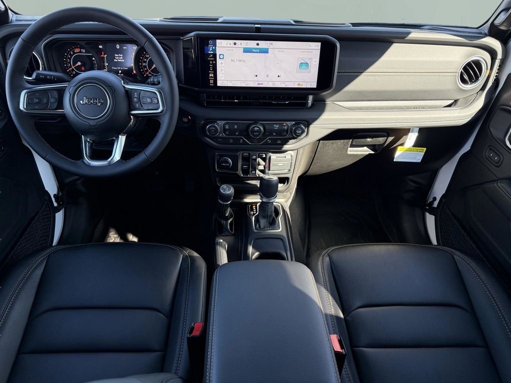 2025 Jeep Wrangler 4-Door Sahara - Photo 10