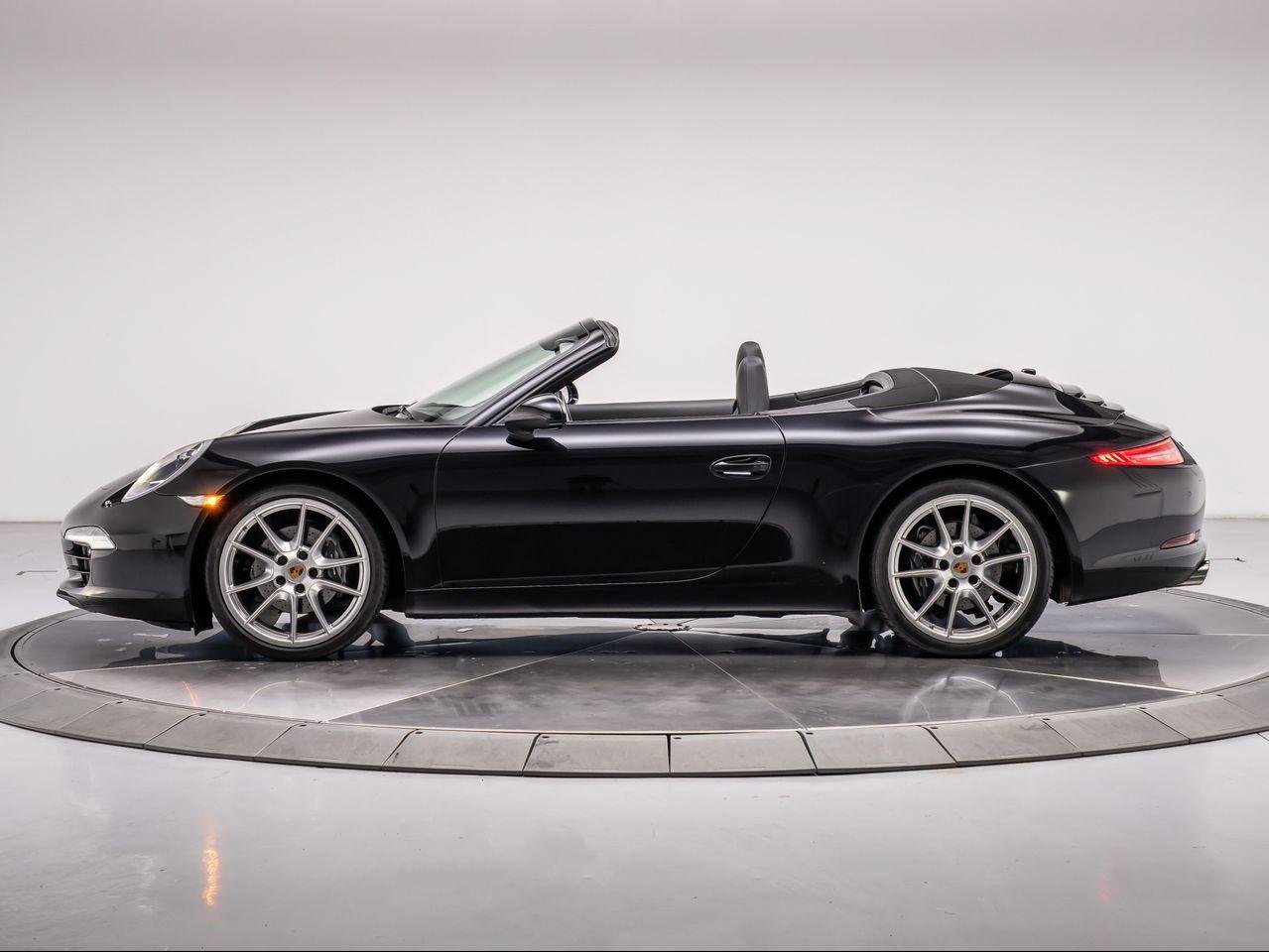 Used 2016 JET BLACK METALLIC Porsche Carrera image 2
