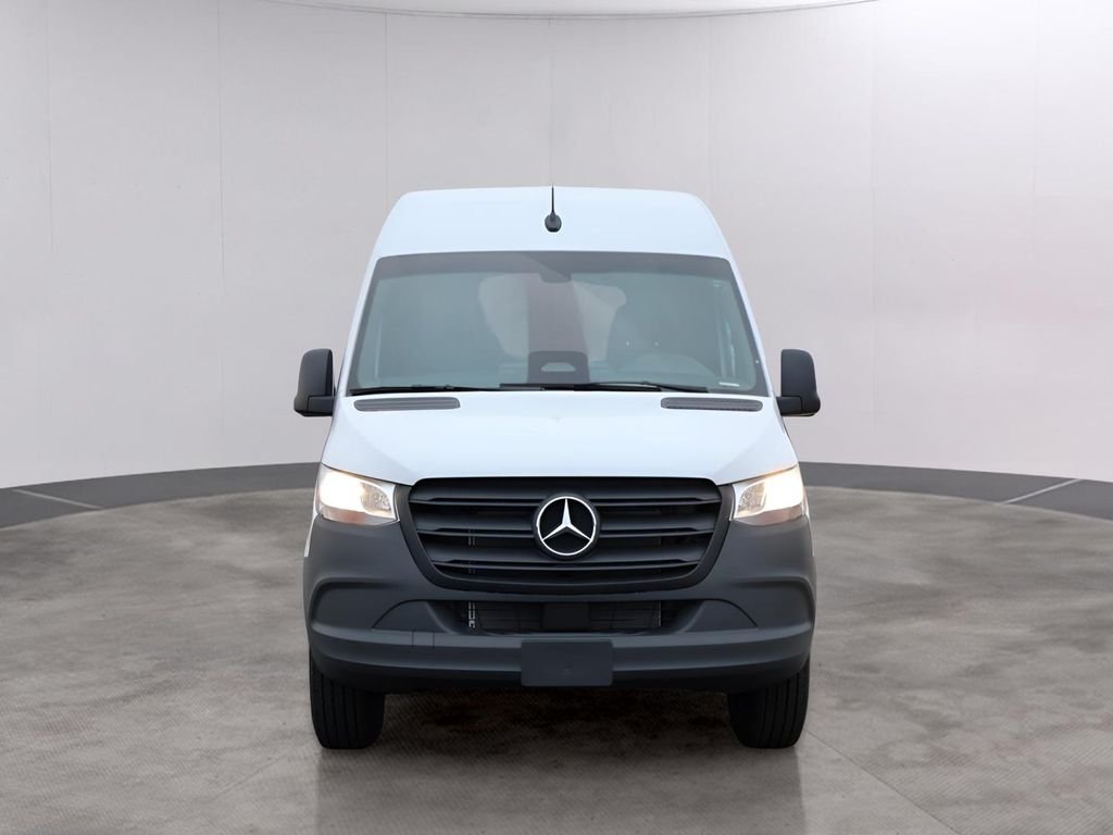 New 2026 Arctic White Mercedes-Benz Cargo 144 WB image 2