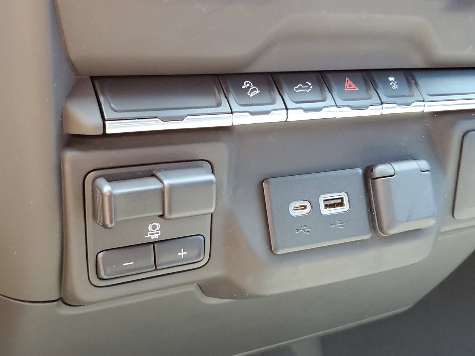 Used 2021 Blue Chevrolet Custom Trail Boss image 24