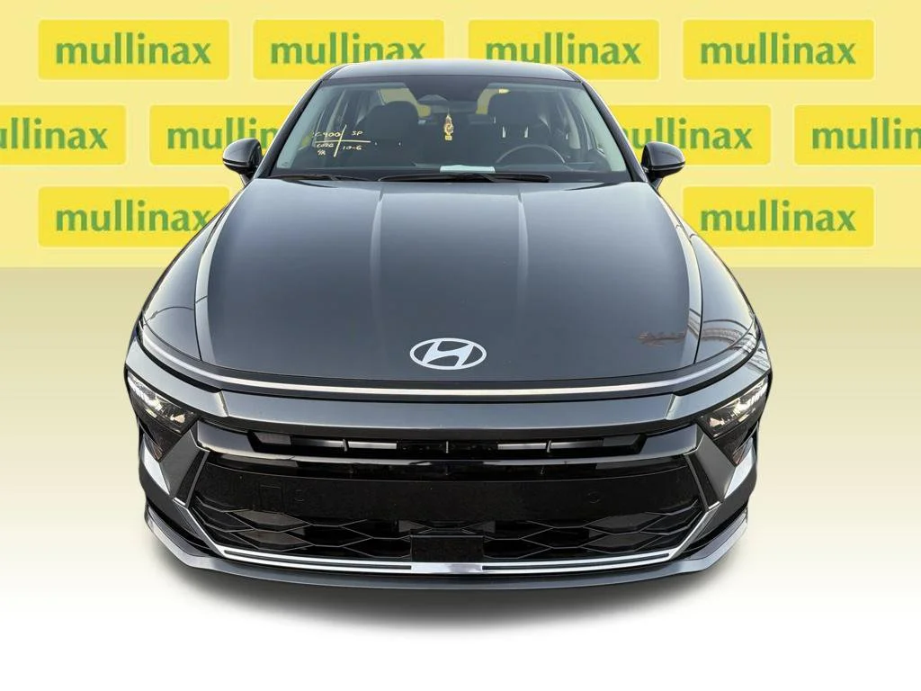 Used 2026 Gray Hyundai SEL Sport image 3