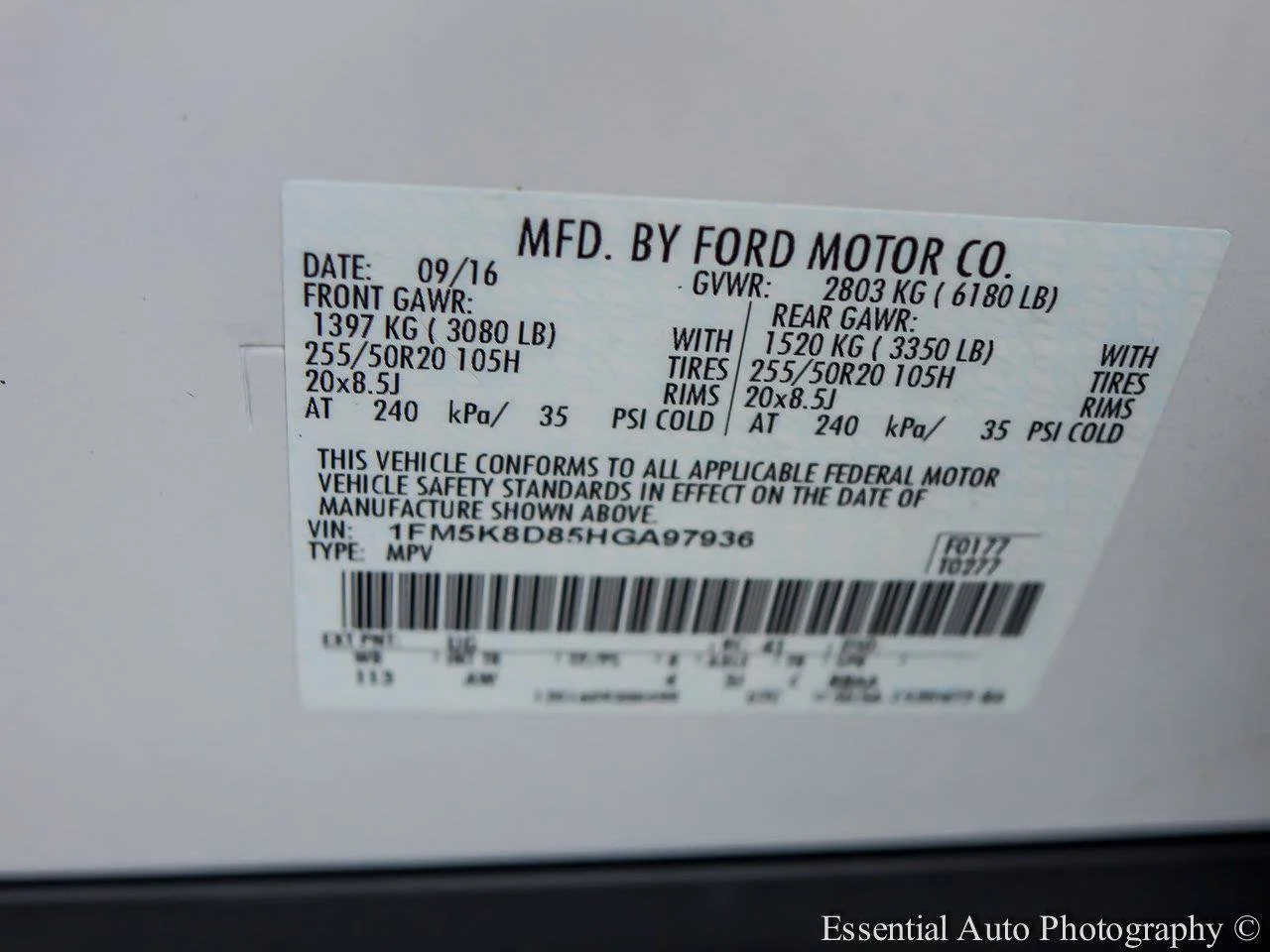 Used 2017 Oxford White FORD XLT image 27