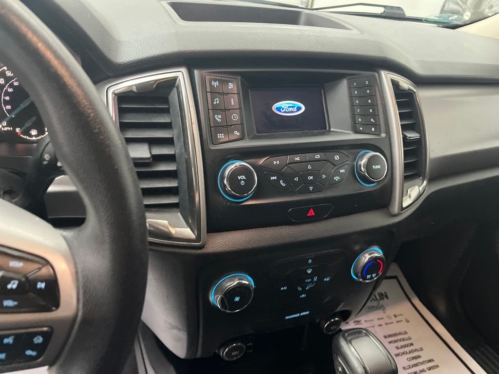 Used 2019 Silver Ford XLT image 21