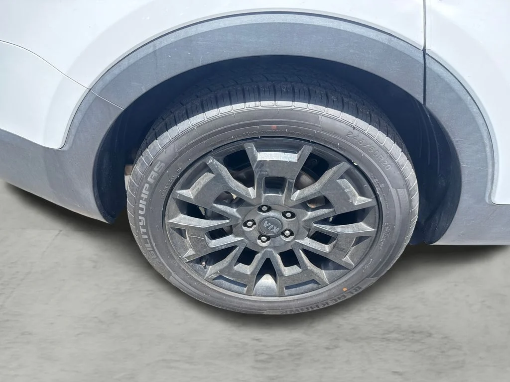 2021 Kia Telluride EX - Photo 9