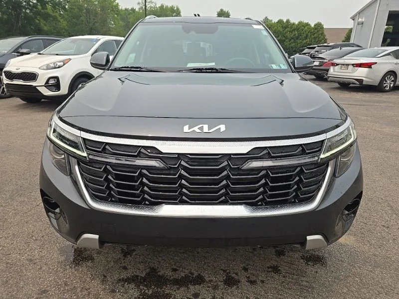 Used 2024 Gray Kia EX image 4