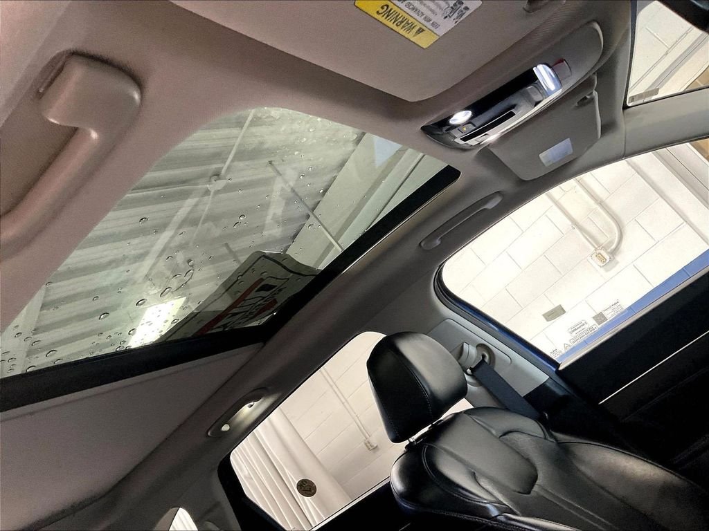 Used 2023 Blue Kia SX image 23