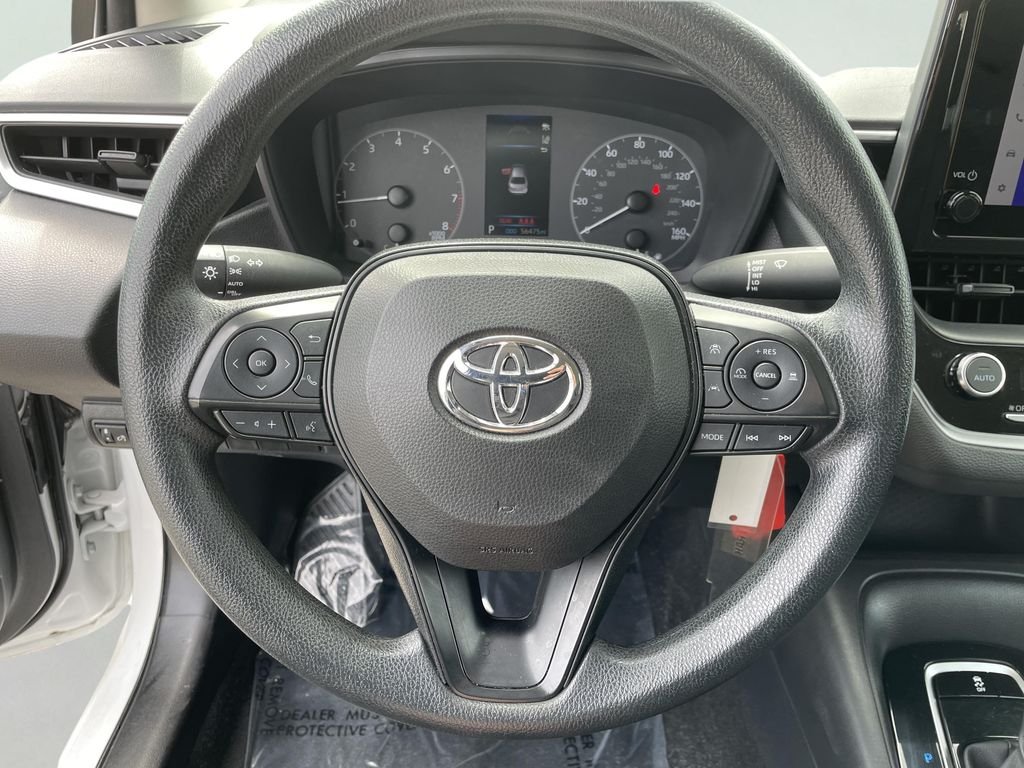 Used 2024 White Toyota LE image 22