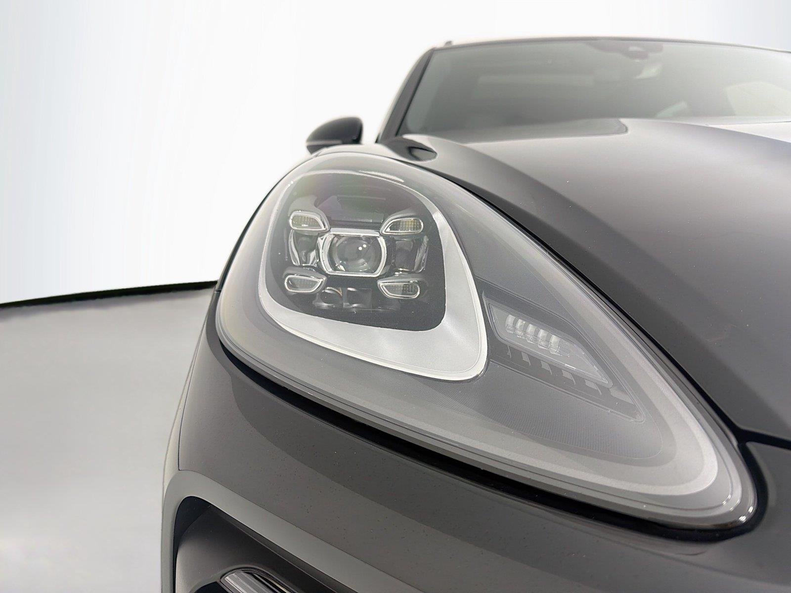 Used 2023 Chromite Black Metallic Porsche Platinum Edition image 32