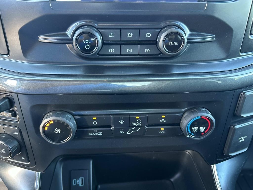 Used 2021 Black Metallic Ford XL image 31