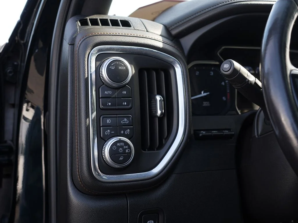 Used 2020 Black GMC AT4 image 16