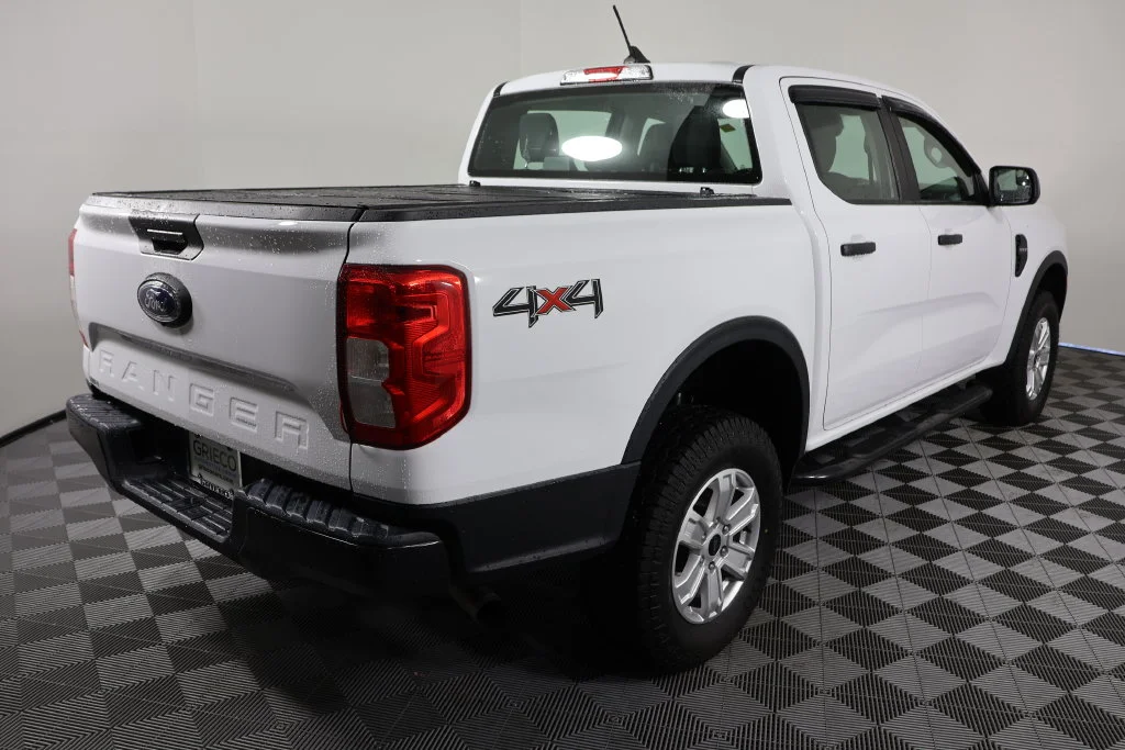 Used 2024 White Ford XL image 8