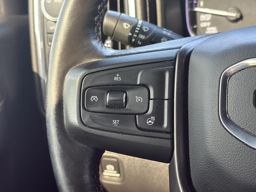 Used 2021 Black GMC AT4 image 17