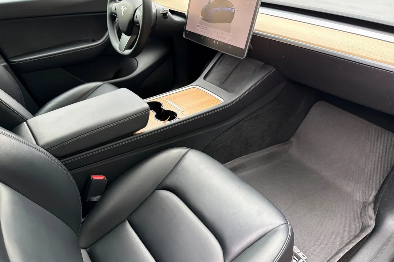 Used 2022 BLUE Tesla Performance image 15