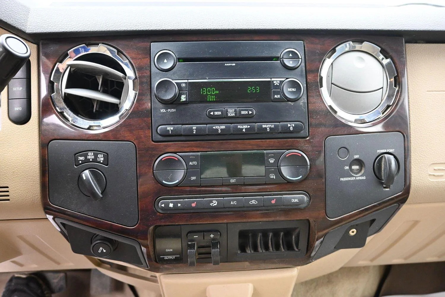 Used 2008 White Ford XL image 26
