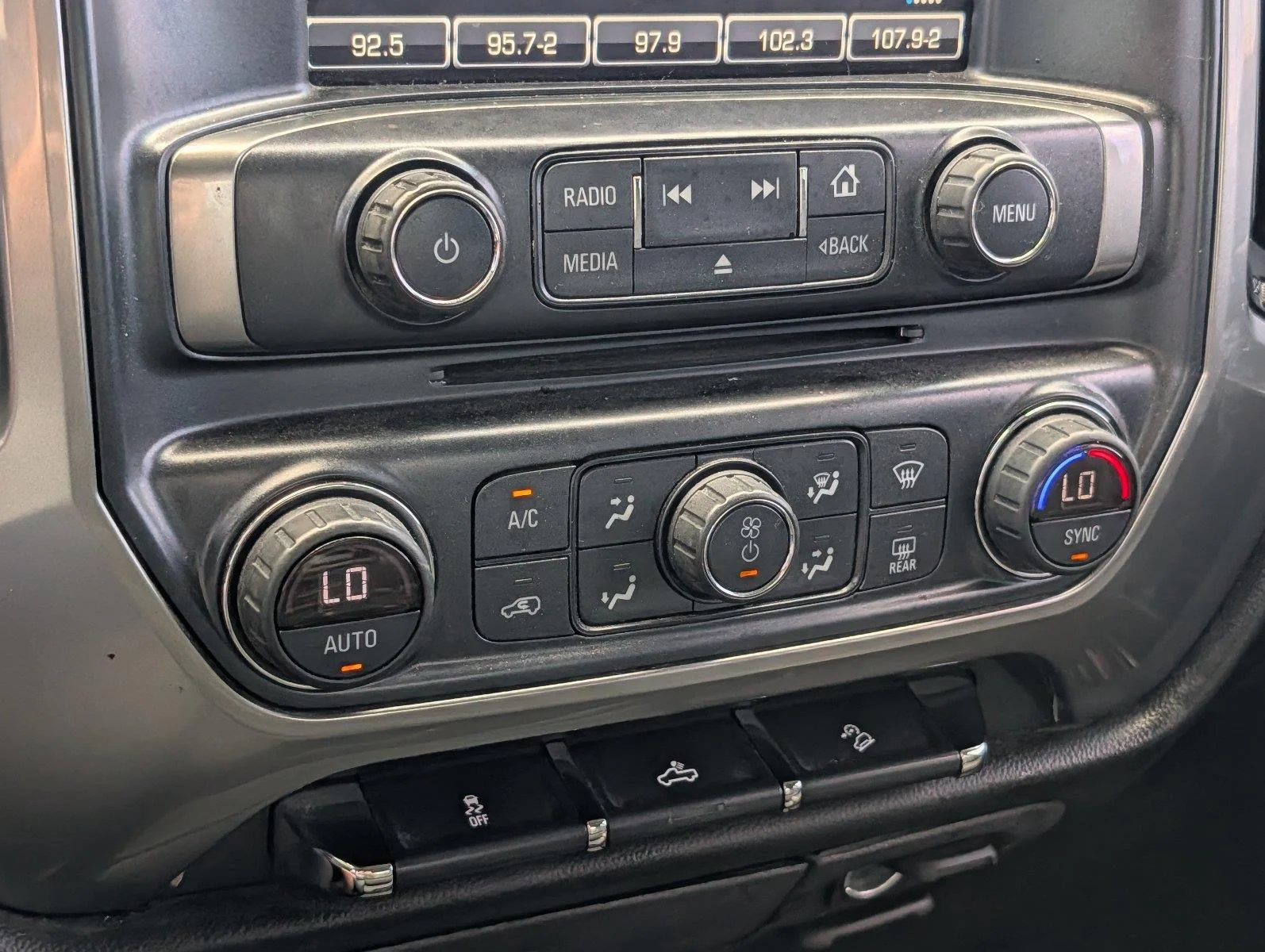 Used 2018 Black Chevrolet LT image 20