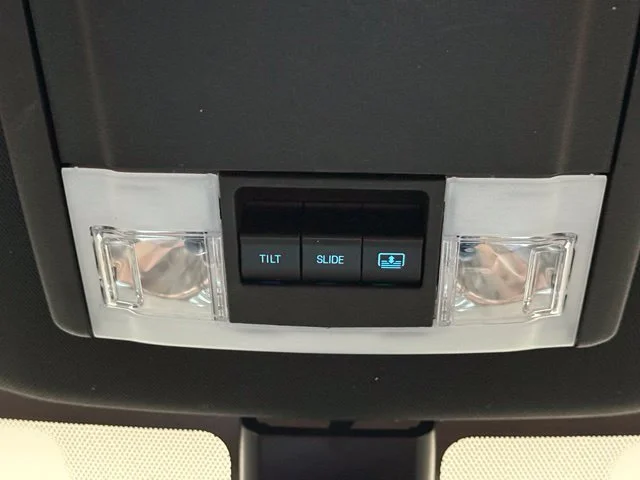 Used 2018 White Ford Limited image 32