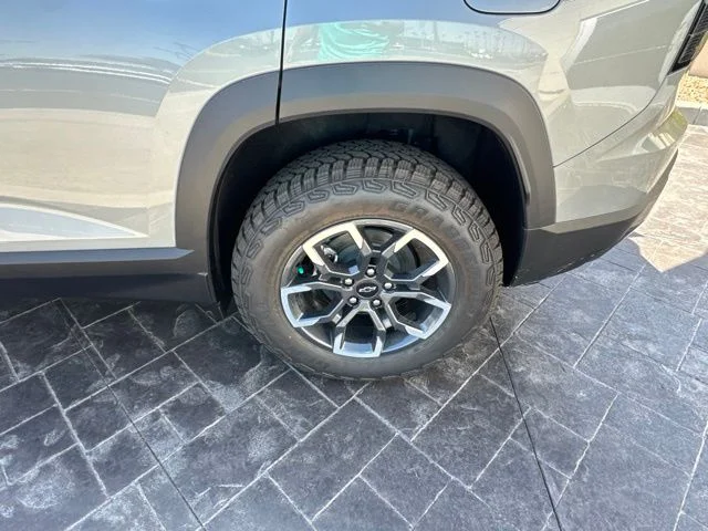 New 2026 Gray Chevrolet ACTIV image 7