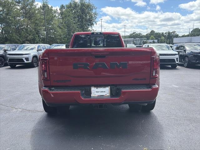 New 2026 Molten Red Pearl-Coat Exterior Paint RAM LARAMIE image 33