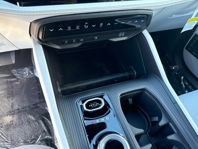 New 2026 Sting-Gray Clear-Coat Exterior Paint Jeep Limited image 27