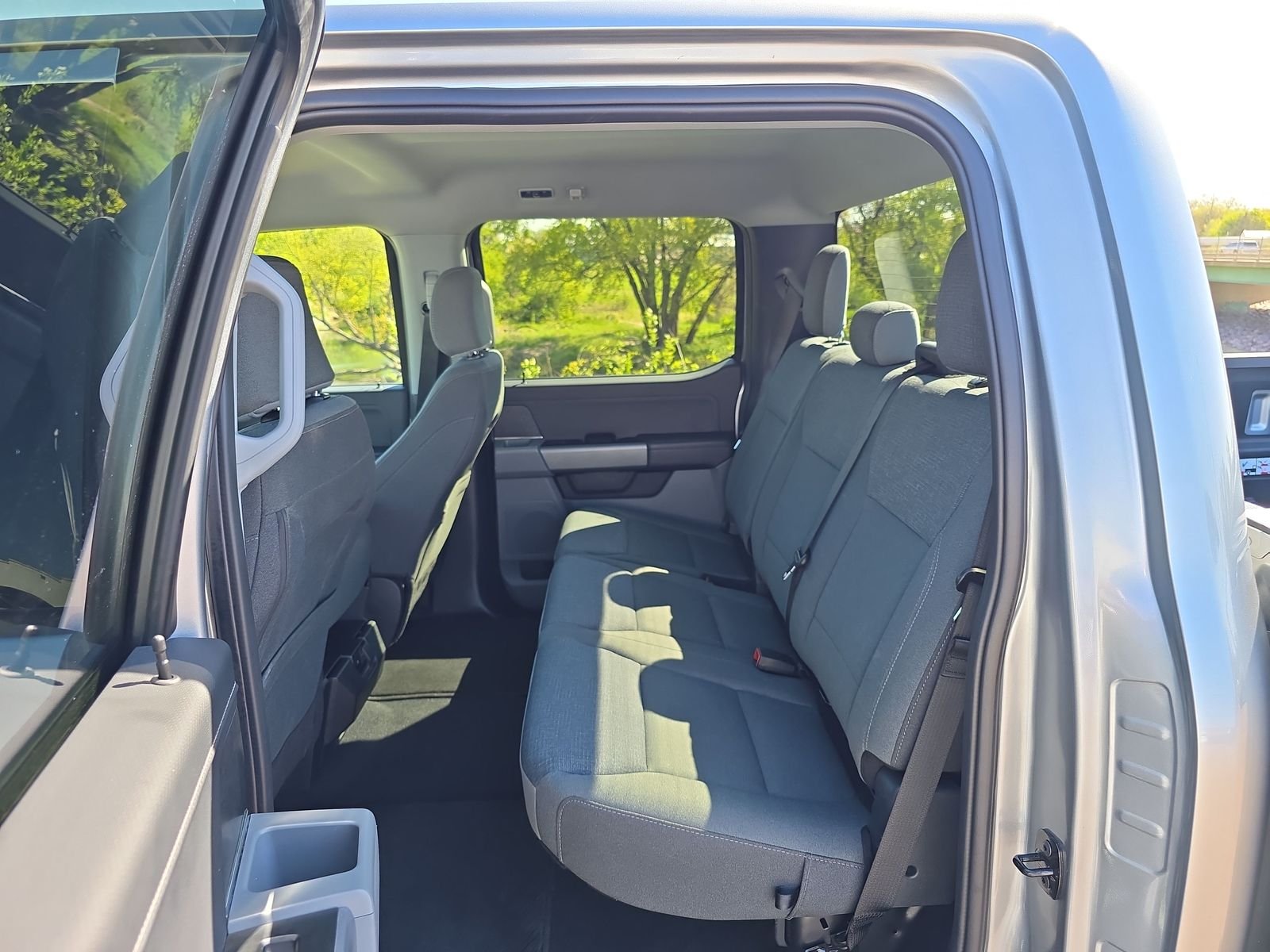 Used 2025 Iconic Silver Metallic Ford XLT image 7
