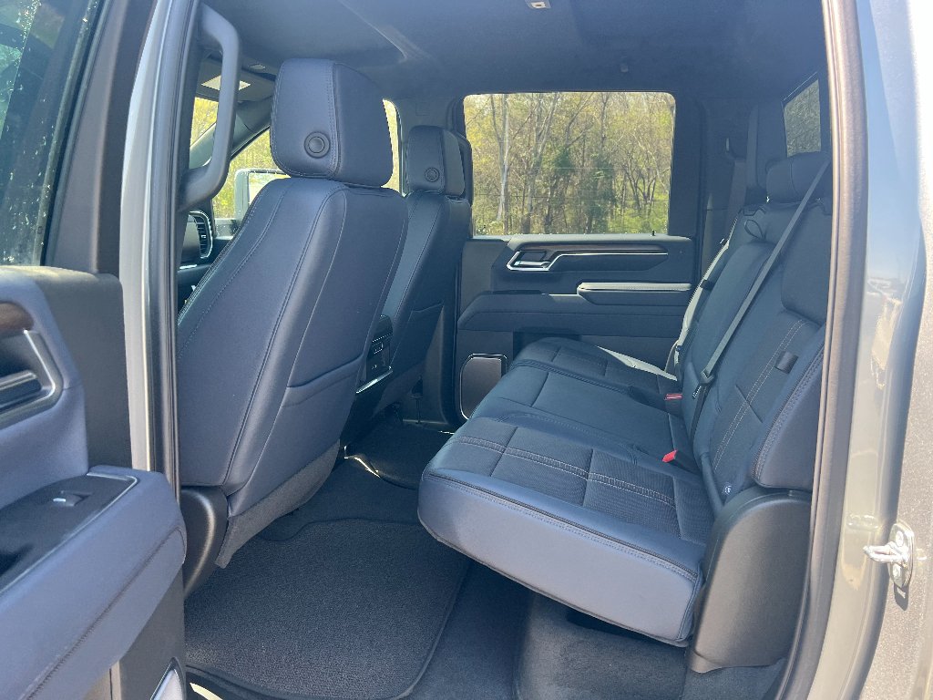 2025 Chevrolet Silverado 2500 HD High Country - Photo 19