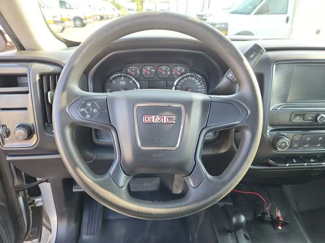 Used 2018 Silver GMC Base image 30