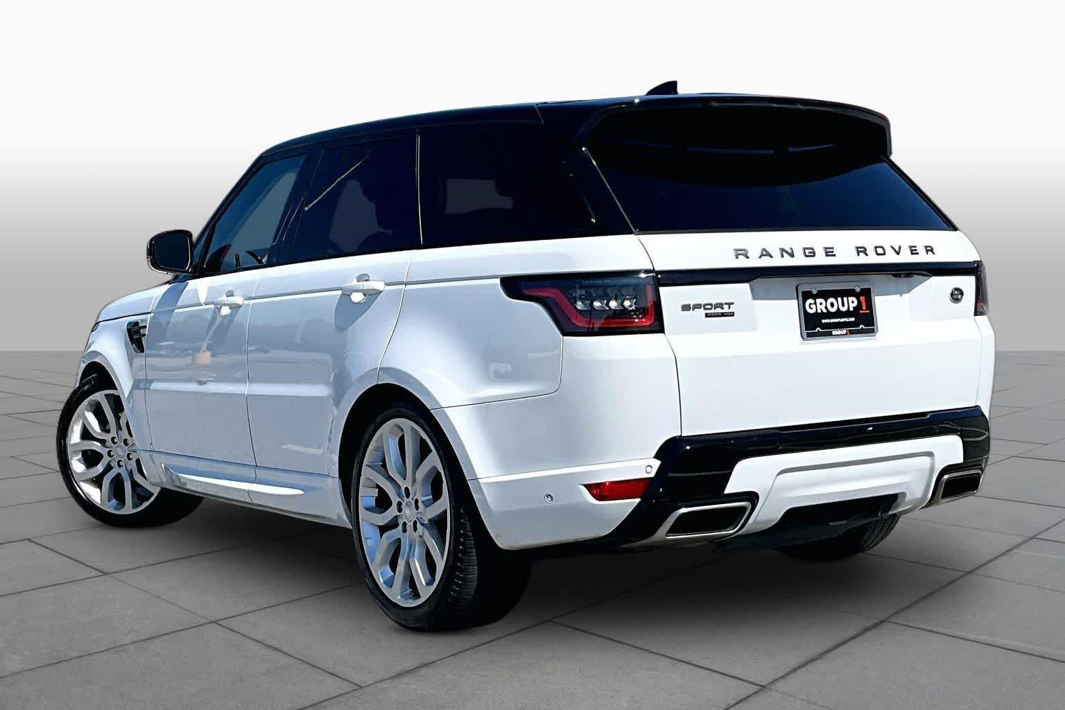 Used 2022 Fuji White Land Rover HSE Dynamic image 12
